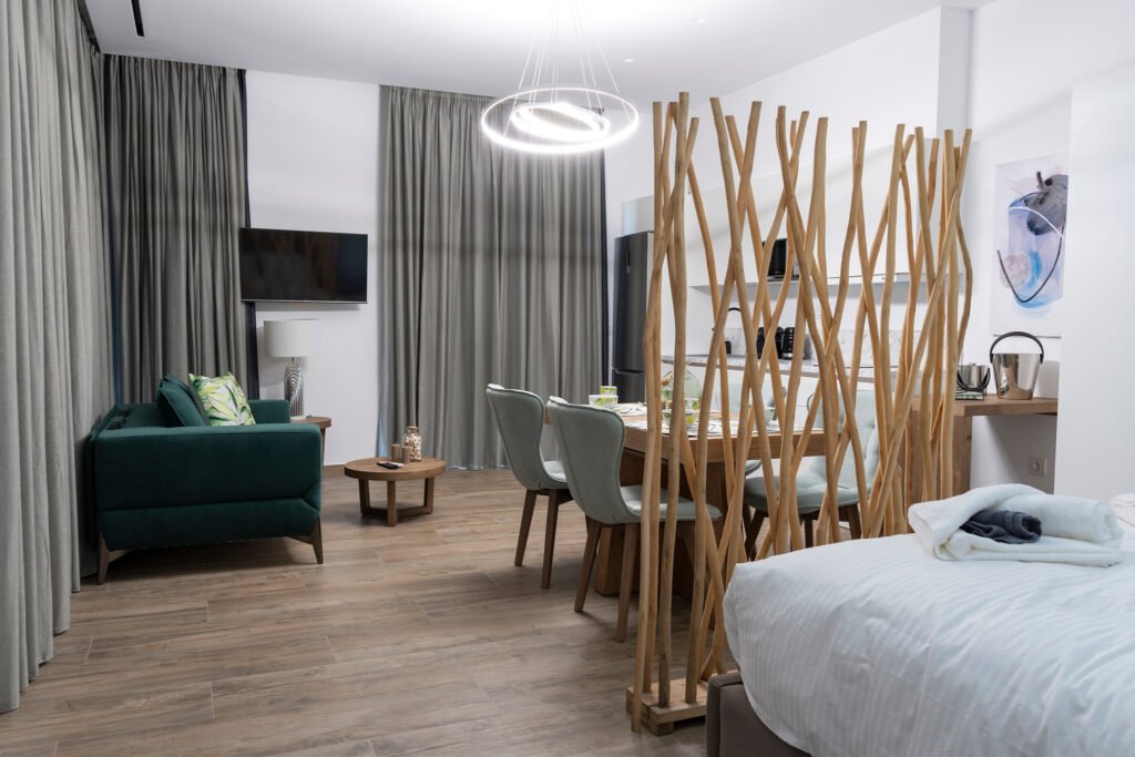 Suite 316 – Private Jacuzzi