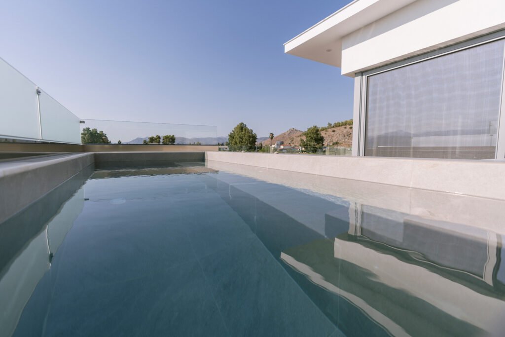 Suite 316 – Private Jacuzzi